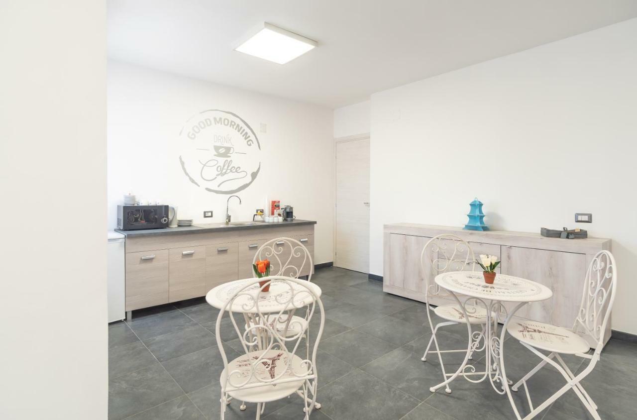 Ariera Bed & Breakfast Alghero Bagian luar foto